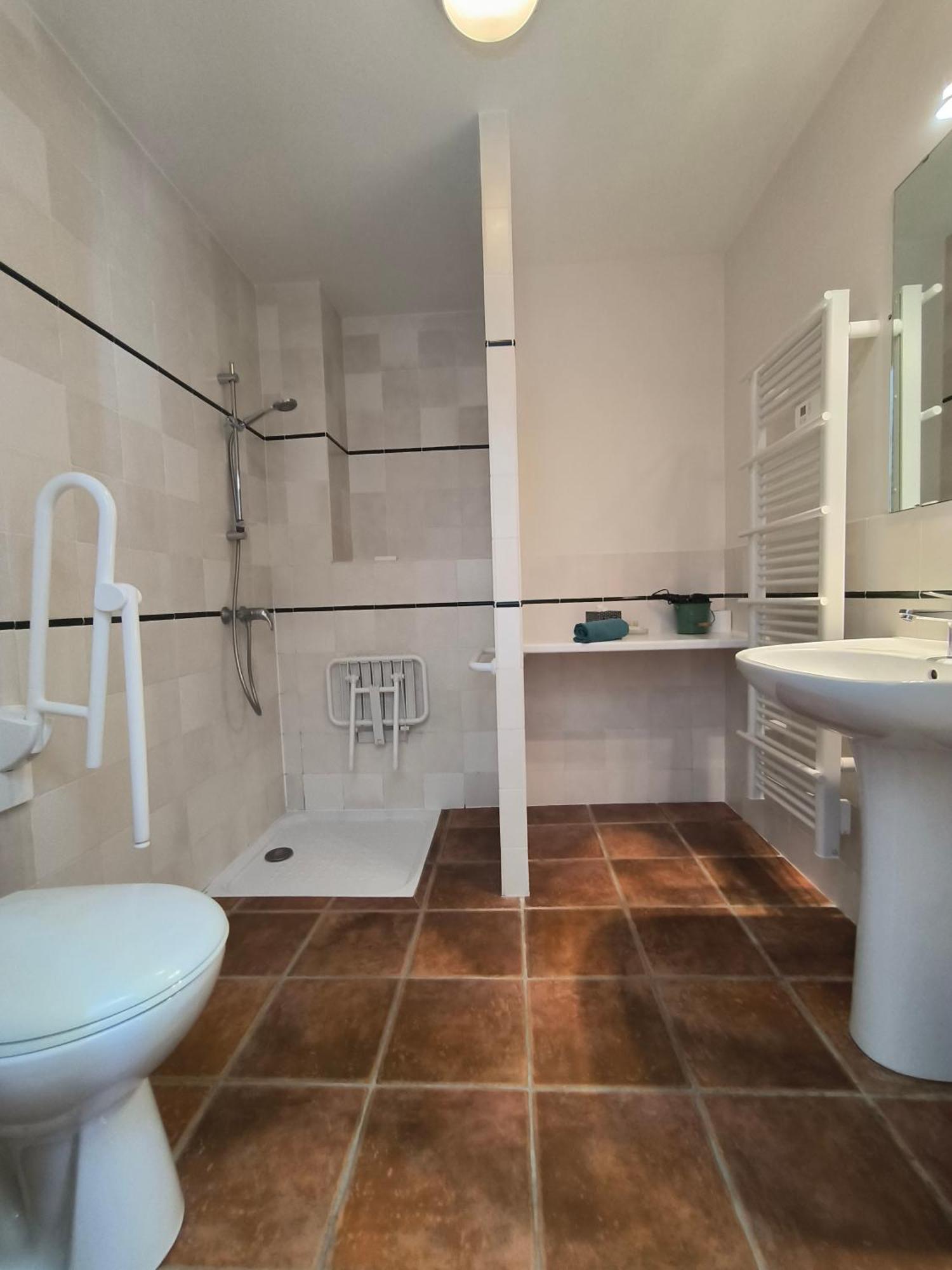 Le Peyret Apartment Serres-Castet Ngoại thất bức ảnh