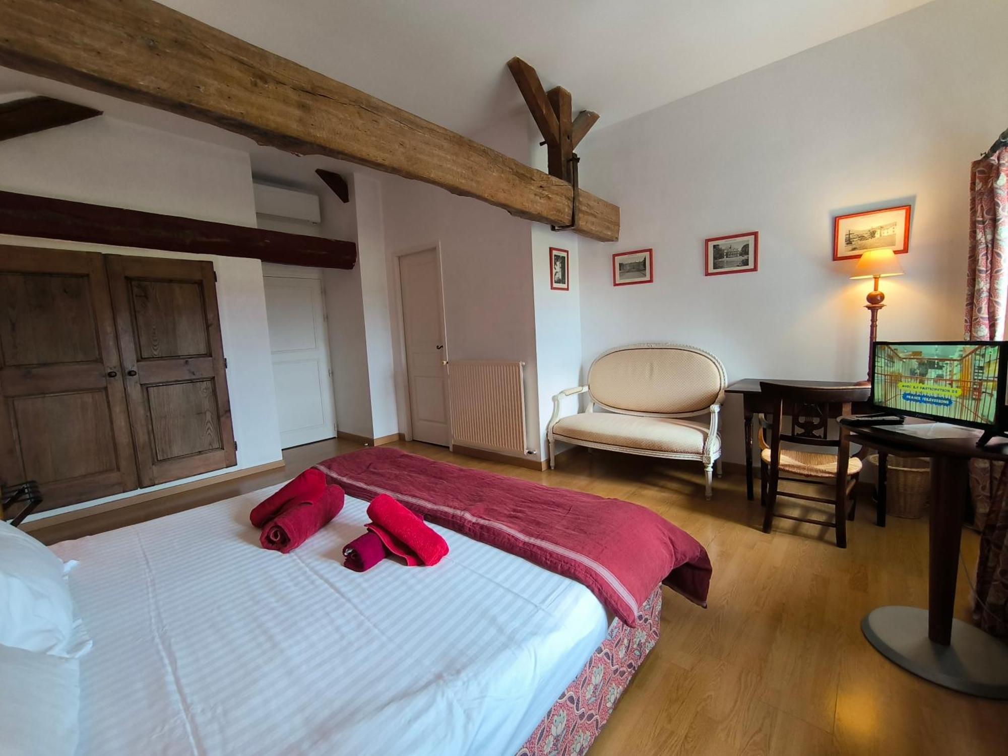 Le Peyret Apartment Serres-Castet Ngoại thất bức ảnh
